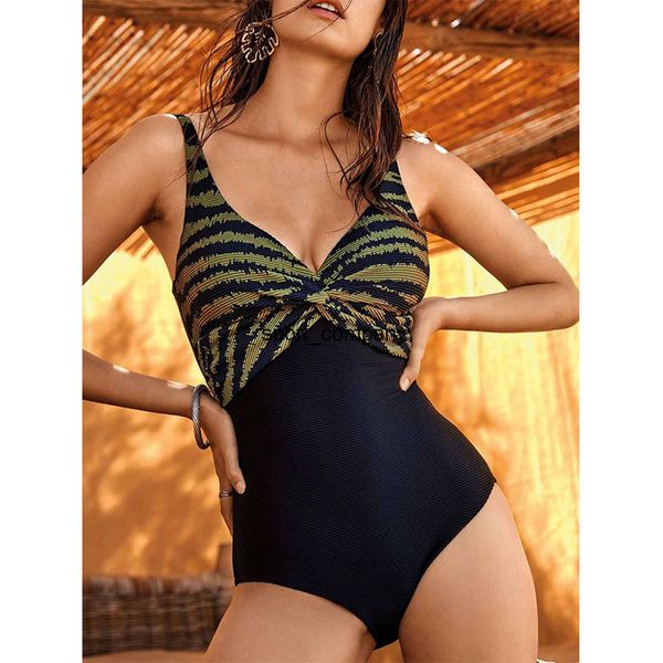 one piece women's swimsuit plunge neck swimwear water ripple bodysuit feminine slim beachwear bathing suit monokini
one piece women's swimsuit plunge neck swimwear water ripple bodysuit feminine slim beachwear bathing suit monokini