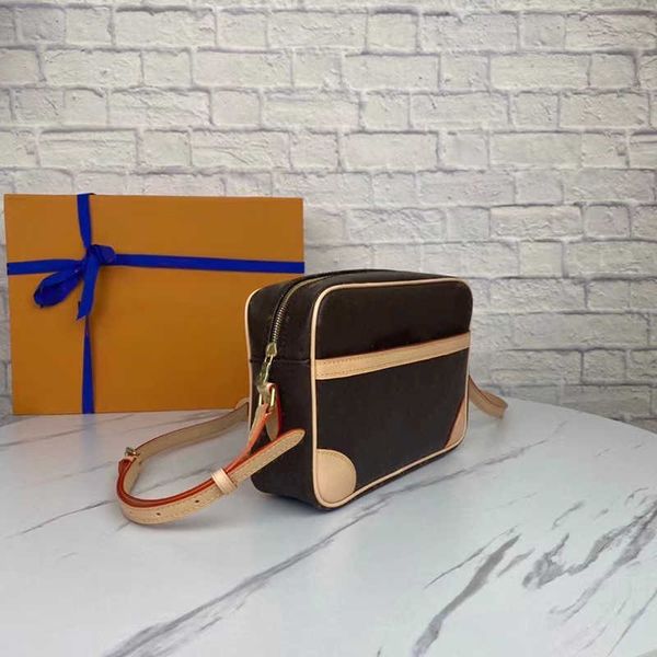 bag showecomfort01 2022luxurys designers fashion womens crossbody bag shoulder bags letter handbag ladies purse cross body clutch camera han
bag showecomfort01 2022luxurys designers fashion womens crossbody bag shoulder bags letter handbag ladies purse cross body clutch camera han