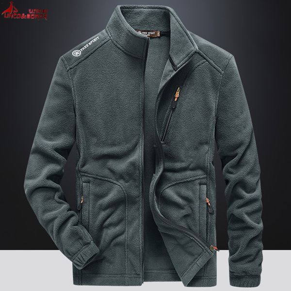 winter men warm tactical softshell windbreaker fce outwear tourism mountain coats men army et clothing, Black;brown
winter men warm tactical softshell windbreaker fce outwear tourism mountain coats men army et clothing, Black;brown