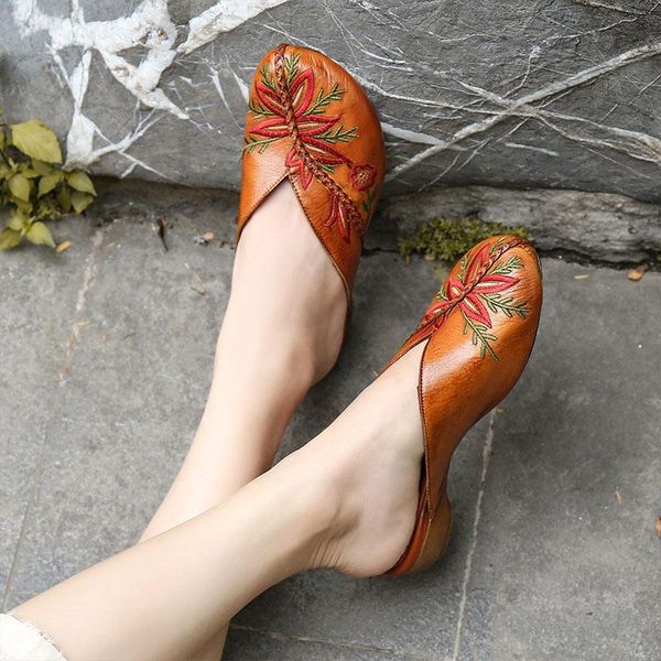 slippers vallu2021 summer leather embroidery fashion retro cool breathable baotou, Black
slippers vallu2021 summer leather embroidery fashion retro cool breathable baotou, Black