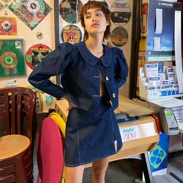 winter new denim suit women's long-sleeved bubble sleeve lapel short jacket with side slits and hip skirt two-piece suit 210419, White 
winter new denim suit women's long-sleeved bubble sleeve lapel short jacket with side slits and hip skirt two-piece suit 210419, White