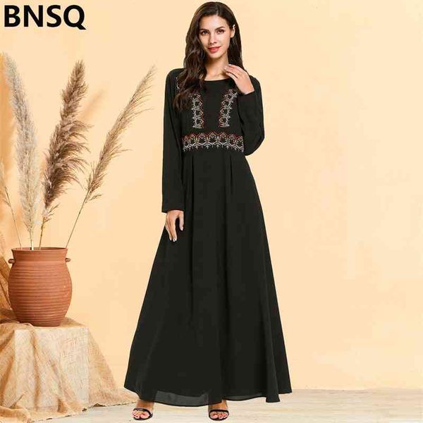 7663 large women's embroidered lady skirt arab dress, Black;gray
7663 large women's embroidered lady skirt arab dress, Black;gray