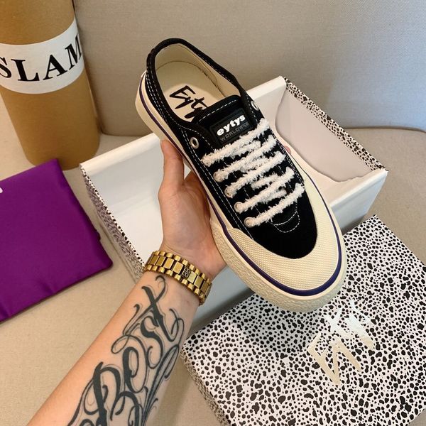 super quality women casual shoes casvas skate sneakers platform rubber soles.girl's lace-up low cut junior trainers eu35-40, Black
super quality women casual shoes casvas skate sneakers platform rubber soles.girl's lace-up low cut junior trainers eu35-40, Black