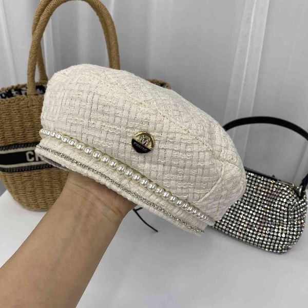 pearl rhinestone -standard beret children's fall and winter versatile fashion celebrity painter's hat wardrobe accessories, Blue;gray
pearl rhinestone -standard beret children's fall and winter versatile fashion celebrity painter's hat wardrobe accessories, Blue;gray