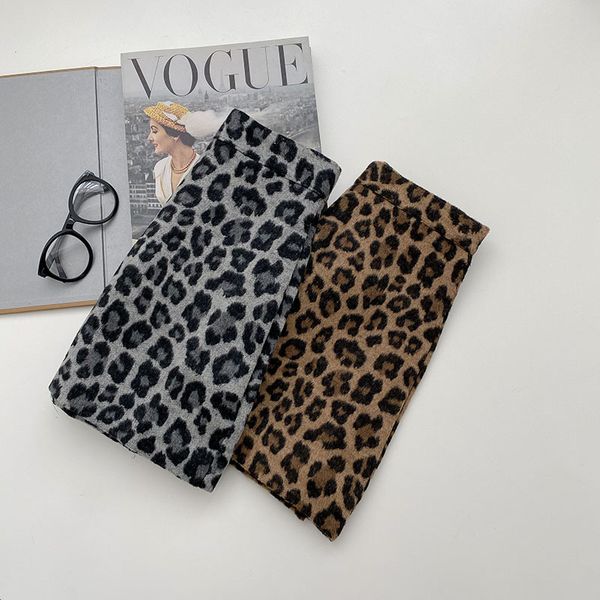spring women skirt fashion leopard high waist outwear female woolen casual mini 210518, Black
spring women skirt fashion leopard high waist outwear female woolen casual mini 210518, Black