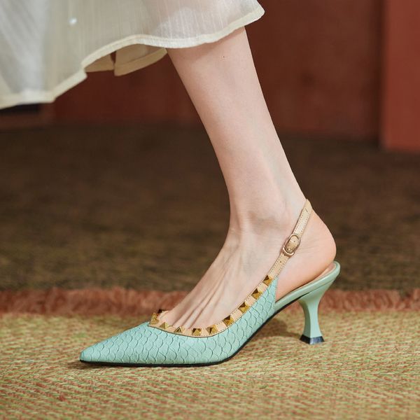 luxury dress shoes baotou thin heel shallow mouth sandals 2021 summer women's sho green back empty rivet high heels 4043 large, Black
luxury dress shoes baotou thin heel shallow mouth sandals 2021 summer women's sho green back empty rivet high heels 4043 large, Black