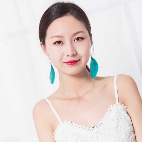 korean gorgeous temperament light feather diamond earrings green, Black
korean gorgeous temperament light feather diamond earrings green, Black