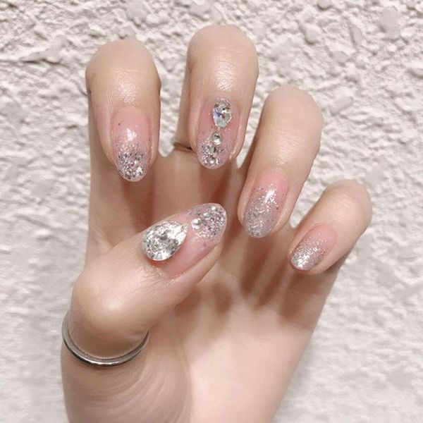 false nails full cover light pink color fake nail shiny glitter with rhinestone decoration long round head bride wearable, Red;gold
false nails full cover light pink color fake nail shiny glitter with rhinestone decoration long round head bride wearable, Red;gold