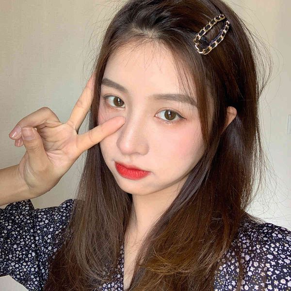 barrettes hairpin xinbang metal chain edge clip korean girl net red banger female splicing headdress, Golden;silver
barrettes hairpin xinbang metal chain edge clip korean girl net red banger female splicing headdress, Golden;silver