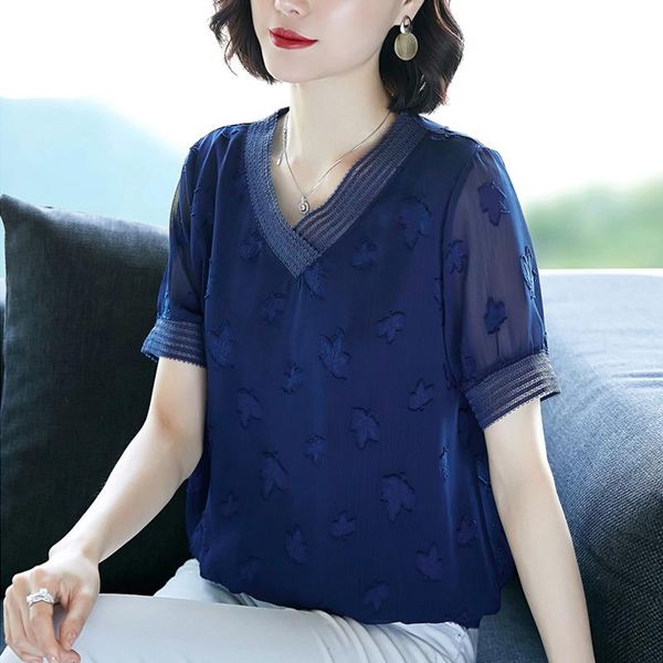 oversized 4xl chiffon solid women blouse 2021 summer v-neck short-sleeved loose elegant lady pulls outwear coat women's blouses & shir, White
oversized 4xl chiffon solid women blouse 2021 summer v-neck short-sleeved loose elegant lady pulls outwear coat women's blouses & shir, White