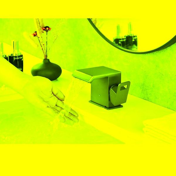 fashion style single handle square waterfall bathroom sink faucet basin mixer faucet,black/gold/gun grey faucets
fashion style single handle square waterfall bathroom sink faucet basin mixer faucet,black/gold/gun grey faucets