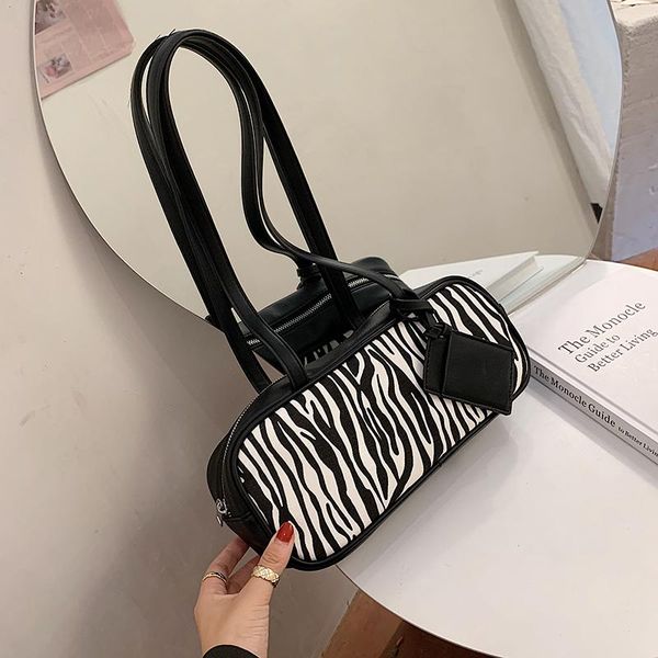 evening bags fashion trends baguette bag luxury designer houndstooth zebra pattern shoulder for women handbags with card package 7499
evening bags fashion trends baguette bag luxury designer houndstooth zebra pattern shoulder for women handbags with card package 7499