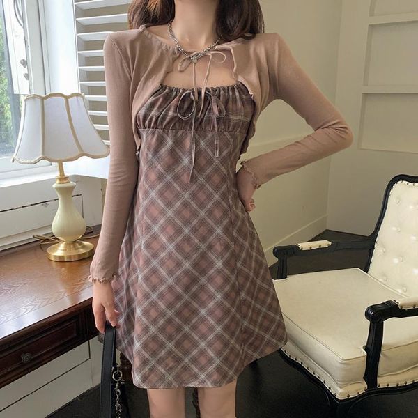 casual dresses 2021 south korea sweet kawaii women large size plaid square neck hollow sleeveless dress cardigan two-piece suit, Black;gray
casual dresses 2021 south korea sweet kawaii women large size plaid square neck hollow sleeveless dress cardigan two-piece suit, Black;gray