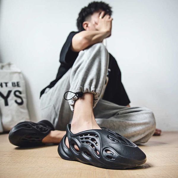 autumn kanye sandalsversion hole coconut shoes new sports buffny in and winter inschao men's beach sandals yw yw, Black
autumn kanye sandalsversion hole coconut shoes new sports buffny in and winter inschao men's beach sandals yw yw, Black