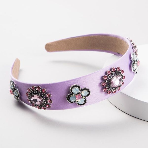 summer alloy flower rhinestone hairband sweet crystal headbands for women girls fashion hair accessories black pink headdress1
summer alloy flower rhinestone hairband sweet crystal headbands for women girls fashion hair accessories black pink headdress1