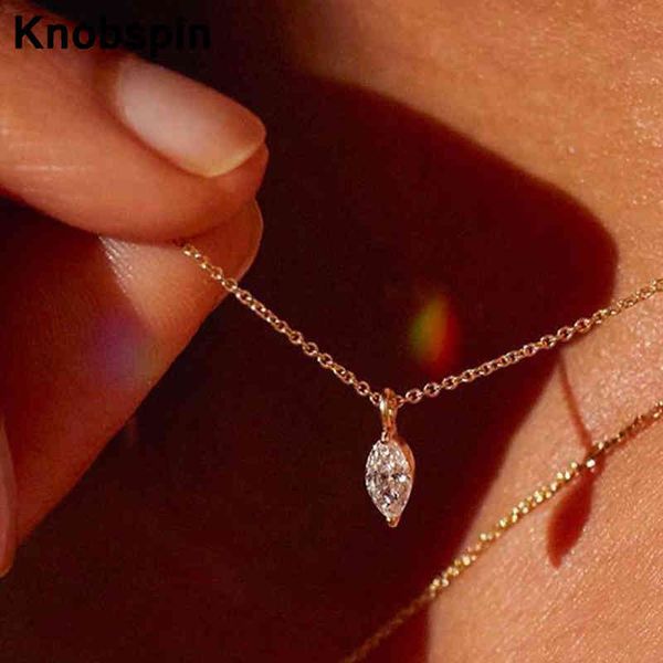 knobspin stars' same style real 9k gold 0.3 moissanite pendant with gra wedding necklace for women fine jewelry, Silver
knobspin stars' same style real 9k gold 0.3 moissanite pendant with gra wedding necklace for women fine jewelry, Silver
