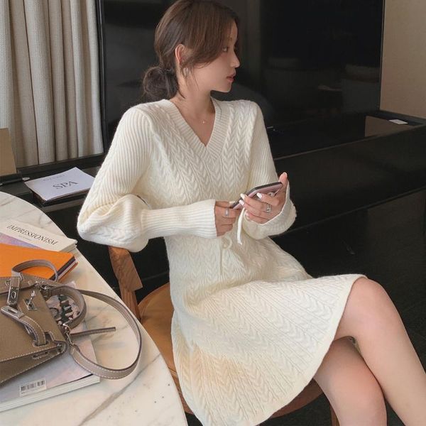 basic v-neck long sleeve solid sweater dress women 2021 autumn winter tunic knitted casual bottoming dresses a line party wear, Black;gray
basic v-neck long sleeve solid sweater dress women 2021 autumn winter tunic knitted casual bottoming dresses a line party wear, Black;gray