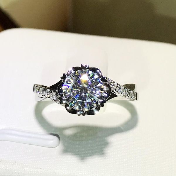 cluster rings custom made 14k white gold moissanite ring flower shape jewelry wedding anniversary lab diamond luxury style, Golden;silver
cluster rings custom made 14k white gold moissanite ring flower shape jewelry wedding anniversary lab diamond luxury style, Golden;silver