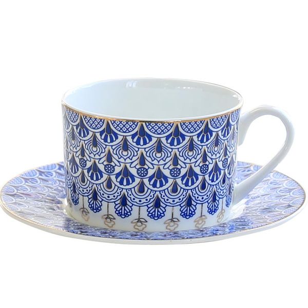 cups & saucers creative porcelain coffee cup with handle ceramic luxury european tea british gold filizanka do kawy home container ll50cc
cups & saucers creative porcelain coffee cup with handle ceramic luxury european tea british gold filizanka do kawy home container ll50cc