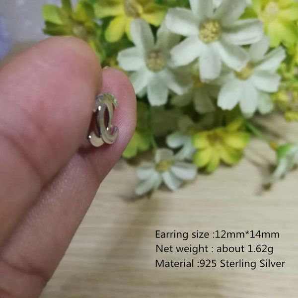 stud 925 sterling silver female gorgeous earrings simple letters luxury wedding party jewelry earring for women bride girl, Golden;silver
stud 925 sterling silver female gorgeous earrings simple letters luxury wedding party jewelry earring for women bride girl, Golden;silver