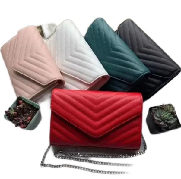 designer women's handbags, luxury, european and american fashion trends, convenient, versatile clutches, suitable for many occasions
designer women's handbags, luxury, european and american fashion trends, convenient, versatile clutches, suitable for many occasions