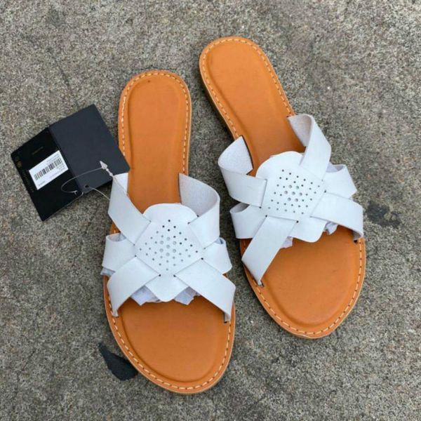 slippers 2021 women footwear outside beach slides flower-shaped flat fashion summer large size shoes woman wholesale, Black
slippers 2021 women footwear outside beach slides flower-shaped flat fashion summer large size shoes woman wholesale, Black