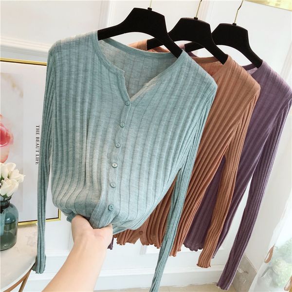 simple solid v-neck thin knitted cardigan femme all-match single breasted knitting women spring casual soft sweater 210514, White
simple solid v-neck thin knitted cardigan femme all-match single breasted knitting women spring casual soft sweater 210514, White