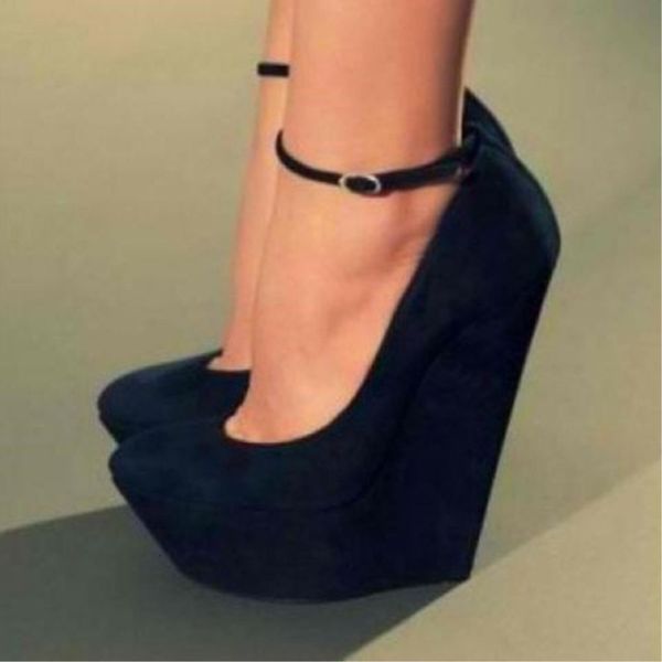 slippers , fashionable, suede, about four inches tall, dwaterproof water, women's four-inch wedge heels, shoes, shoes. sisg, Black
slippers , fashionable, suede, about four inches tall, dwaterproof water, women's four-inch wedge heels, shoes, shoes. sisg, Black