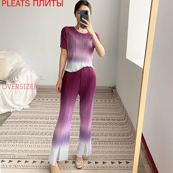 women's two piece pants miyake pleated two-piece fashion low-split wide-leg solid color high-waist gradient suit set trousers, White
women's two piece pants miyake pleated two-piece fashion low-split wide-leg solid color high-waist gradient suit set trousers, White