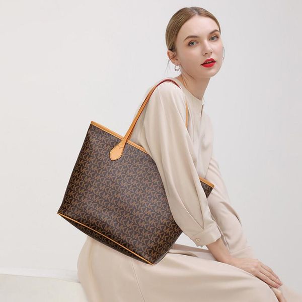 latest diamond women shoulder bag 2021 summer 8 color underarm purses fashion lady designers luxurys brand handbags bling nylon shiny handba
latest diamond women shoulder bag 2021 summer 8 color underarm purses fashion lady designers luxurys brand handbags bling nylon shiny handba