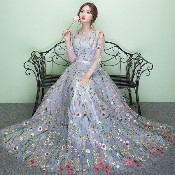 casual dresses mesh oriental women qipao noble chinese style elegant embroidery floral long cheongsam party prom gown slim vestidos, Black;gray
casual dresses mesh oriental women qipao noble chinese style elegant embroidery floral long cheongsam party prom gown slim vestidos, Black;gray