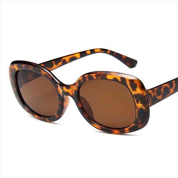 summer sunglasses women oval shape fashion retro sun glasses ladies outdoor traveling eyewear uv400, White;black
summer sunglasses women oval shape fashion retro sun glasses ladies outdoor traveling eyewear uv400, White;black