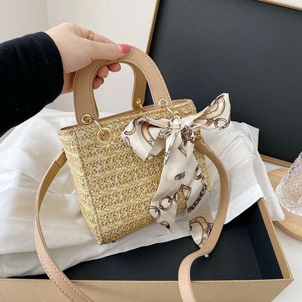 bag summer fashion straw bag 2021 trend knitting portable small square simple silk scarf one shoulder women's
bag summer fashion straw bag 2021 trend knitting portable small square simple silk scarf one shoulder women's