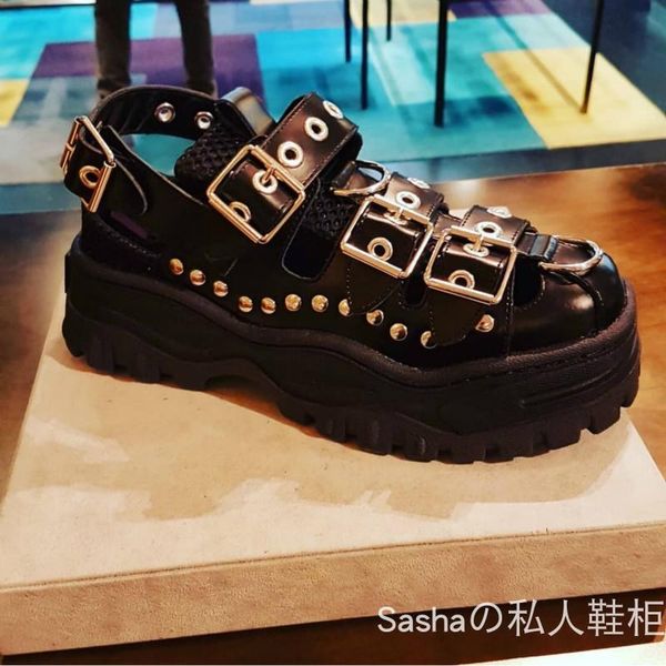 womens retro round toe platfrom gothic punk belt buckle rivet studs shoes sandals creepers japanese harajuku black b169
womens retro round toe platfrom gothic punk belt buckle rivet studs shoes sandals creepers japanese harajuku black b169