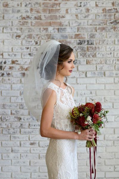 bridal veils ivory/white short wedding two layers beach veil for accessories, Black
bridal veils ivory/white short wedding two layers beach veil for accessories, Black