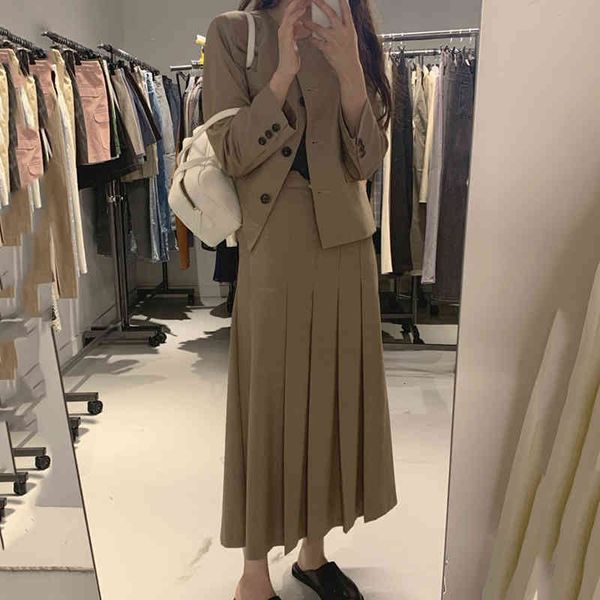two piece dress set two vintage and elegant pieces, women's clothes for autumn winter, long blazer, plissado, qlwk, White
two piece dress set two vintage and elegant pieces, women's clothes for autumn winter, long blazer, plissado, qlwk, White