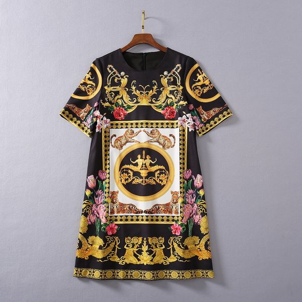 casual dresses europe vintage female style 2021 will see trails retro printing beads loose c277, Black;gray
casual dresses europe vintage female style 2021 will see trails retro printing beads loose c277, Black;gray