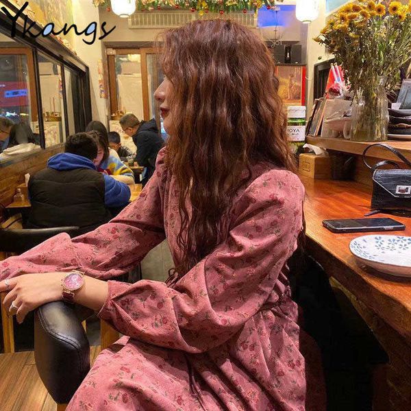 vintage elegant sweet flower print dress women chic corduroy a-line long dress korea spring lantern sleeve square collar dresses 210619, Black;gray
vintage elegant sweet flower print dress women chic corduroy a-line long dress korea spring lantern sleeve square collar dresses 210619, Black;gray