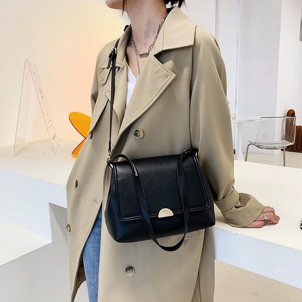evening bags autumn fashion flip ladies crossbody bag solid color women's messenger retro casual female shoulder armpit
evening bags autumn fashion flip ladies crossbody bag solid color women's messenger retro casual female shoulder armpit