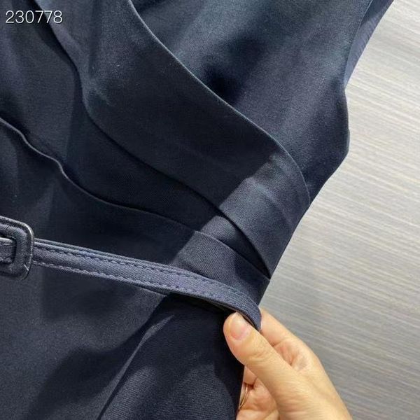 casual dresses 2021 fashion runway autumn vintage solid tank mini dress women's sleeveless draped belt v-neck elegant party, Black;gray
casual dresses 2021 fashion runway autumn vintage solid tank mini dress women's sleeveless draped belt v-neck elegant party, Black;gray