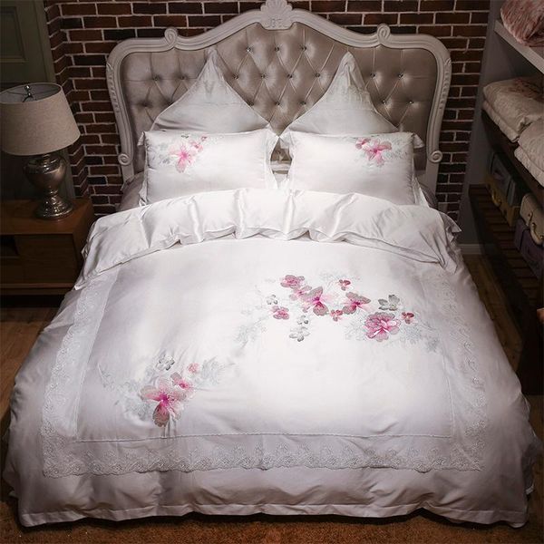 white blue pink color noble bedding set king size tencel silk soft summer bedclothes floral duvet cover sets bed linen
white blue pink color noble bedding set king size tencel silk soft summer bedclothes floral duvet cover sets bed linen