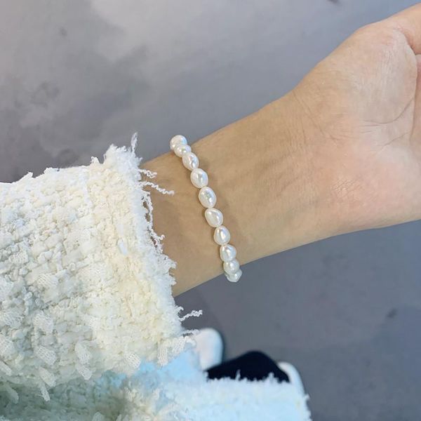 link, chain handmade freshwater pearl baroque small bracelet gold-plated simple retro temperament hand jewelry female wild, Black
link, chain handmade freshwater pearl baroque small bracelet gold-plated simple retro temperament hand jewelry female wild, Black