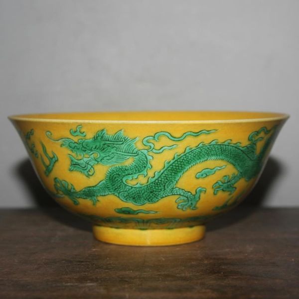 bowls yellow glaze carving dragon pattern bowl hand carved plain three color antique high-grade porcelain kangxi qing dynasty mark
bowls yellow glaze carving dragon pattern bowl hand carved plain three color antique high-grade porcelain kangxi qing dynasty mark
