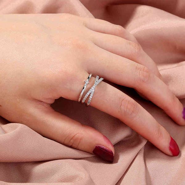 selling adjustable opening luxury copper inlaid zircon cross wedding ring accessories, Silver
selling adjustable opening luxury copper inlaid zircon cross wedding ring accessories, Silver