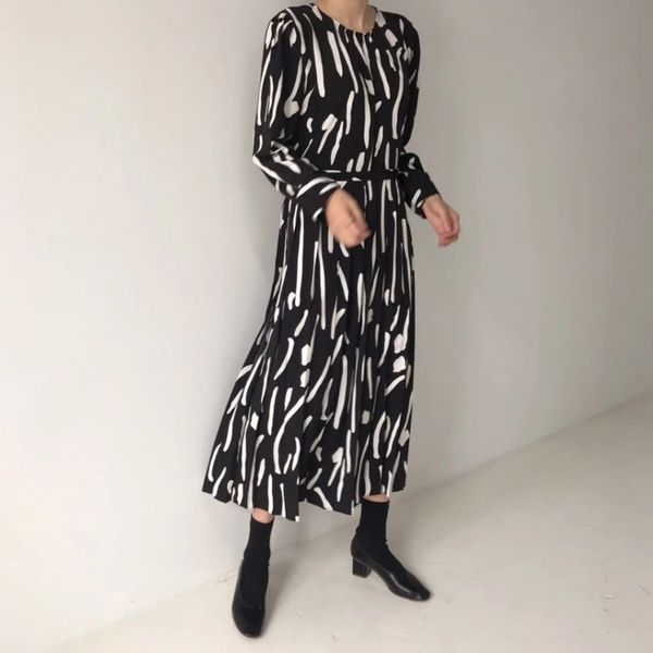 vintage style spring summer printing midi dress elegant party vestidos 210514, Black;gray
vintage style spring summer printing midi dress elegant party vestidos 210514, Black;gray