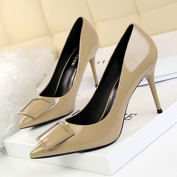 korean style fashionable professional women's shoes patent leather shallow mouth pointed square buckle high-heeled single shoes, Black
korean style fashionable professional women's shoes patent leather shallow mouth pointed square buckle high-heeled single shoes, Black