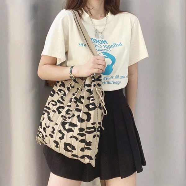 evening bags ruched leopard women shoulder bag large capacity casual underarm wool knitting female travel shopping big handbags 2021
evening bags ruched leopard women shoulder bag large capacity casual underarm wool knitting female travel shopping big handbags 2021