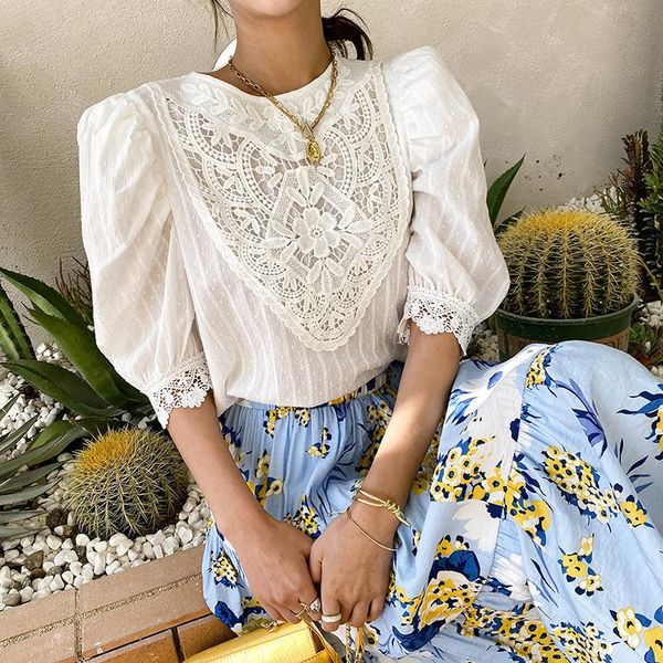 women's blouses & shirts 2021 summer white blouse for women beach style o-neck half sleeve lace embroidery flower elegant lady
women's blouses & shirts 2021 summer white blouse for women beach style o-neck half sleeve lace embroidery flower elegant lady