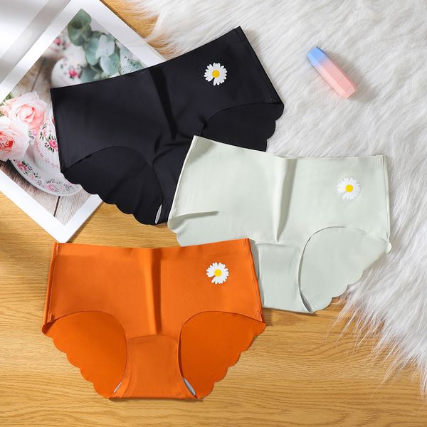 new traceless ice silk women's underwear hip lifting graphene cotton antibacterial crotch middle waist briefs, Black;pink
new traceless ice silk women's underwear hip lifting graphene cotton antibacterial crotch middle waist briefs, Black;pink