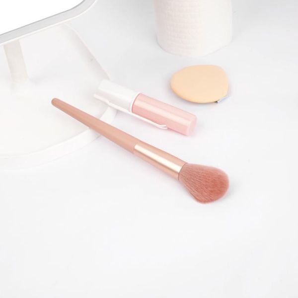 1pc blush loose powder makeup single brush multifunctional foundation concealer facial pen portable lady beauty cosmetic tool brushes
1pc blush loose powder makeup single brush multifunctional foundation concealer facial pen portable lady beauty cosmetic tool brushes